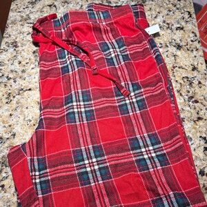 Red Plaid large Lounge Pants NWT